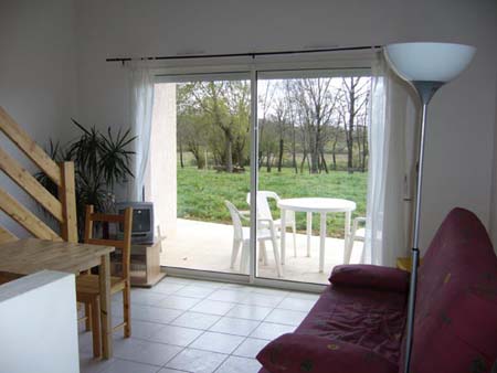 7-inside-with-terrace